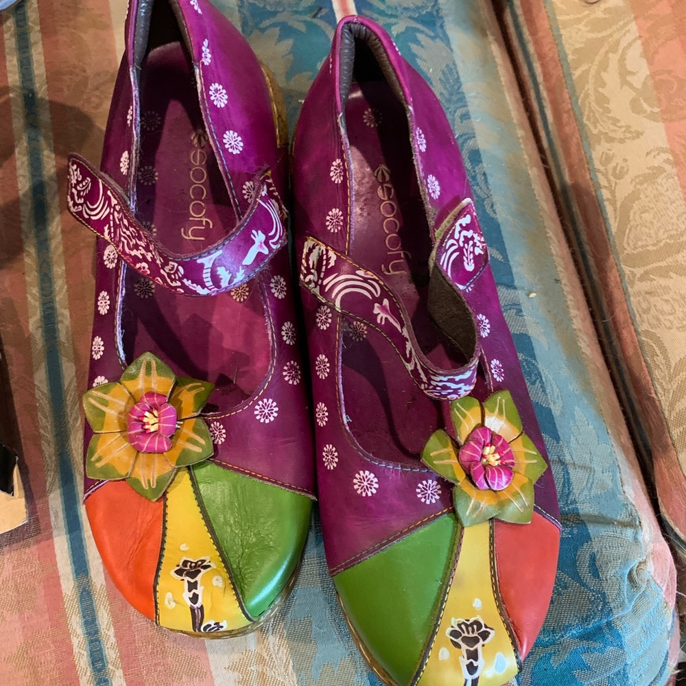 Socofy vintage colorful leather hollowed out backless flower shoes. 11